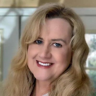 Elizabeth Swanay O'Neal, CG®